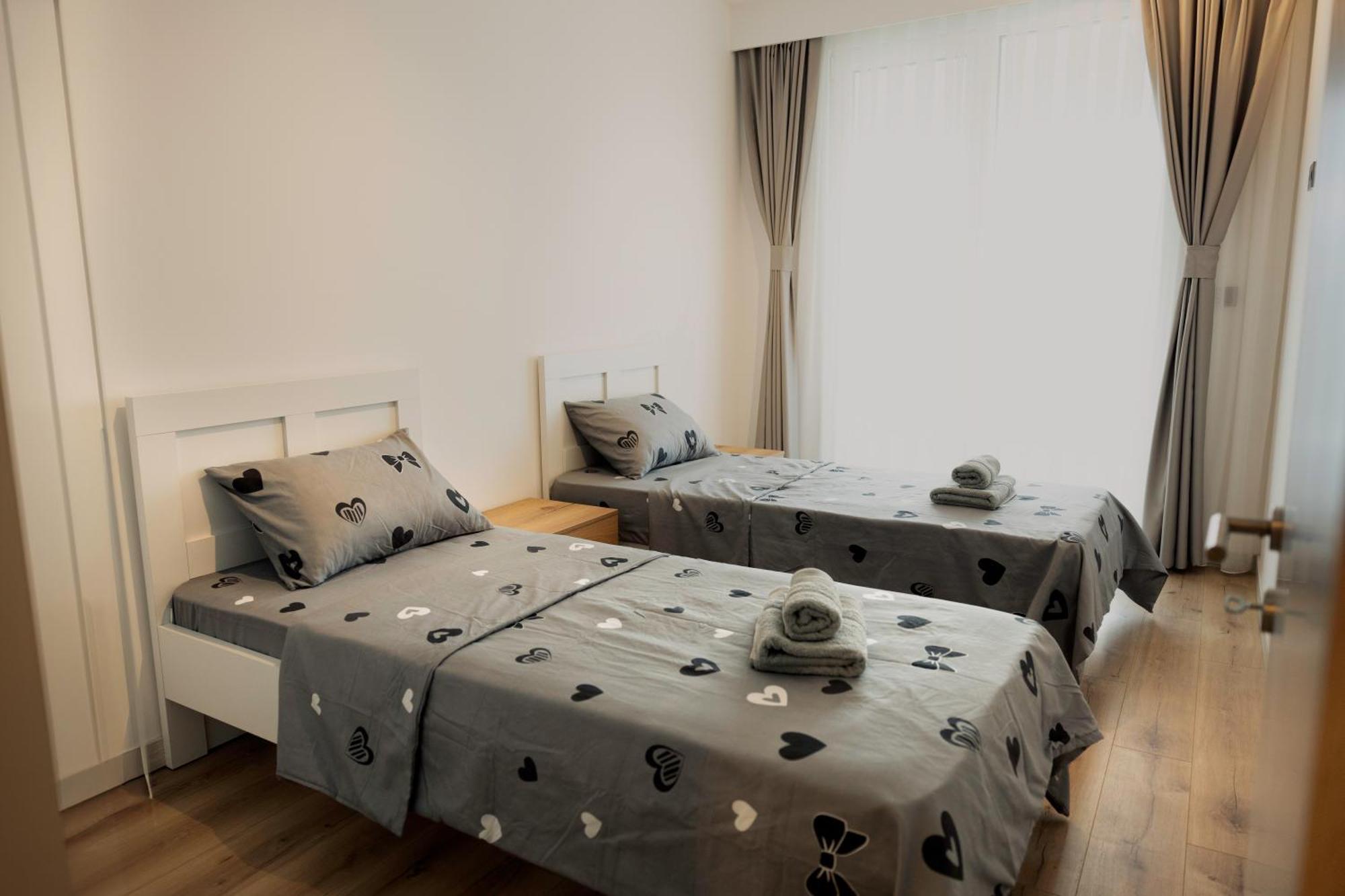 33Rd Floor Twin Apartments In Cevahir Sky City Complex With Pool, Spa, Fitness And Parking Included In Price Скопье Экстерьер фото