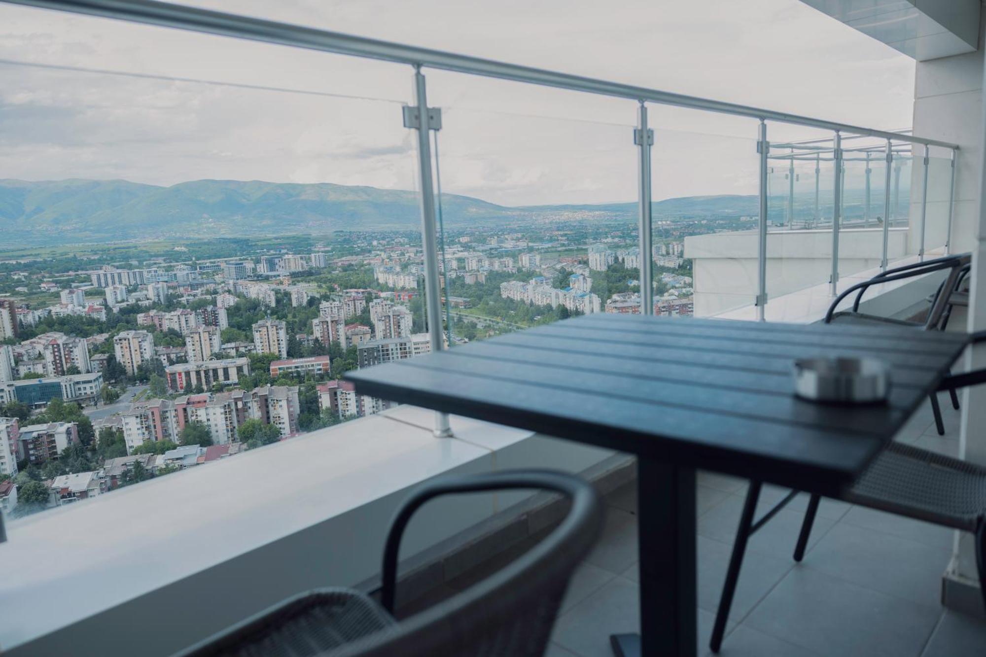 33Rd Floor Twin Apartments In Cevahir Sky City Complex With Pool, Spa, Fitness And Parking Included In Price Скопье Экстерьер фото